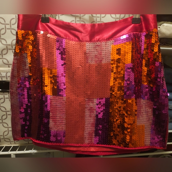 Express sequined mini skirt - Picture 3 of 6